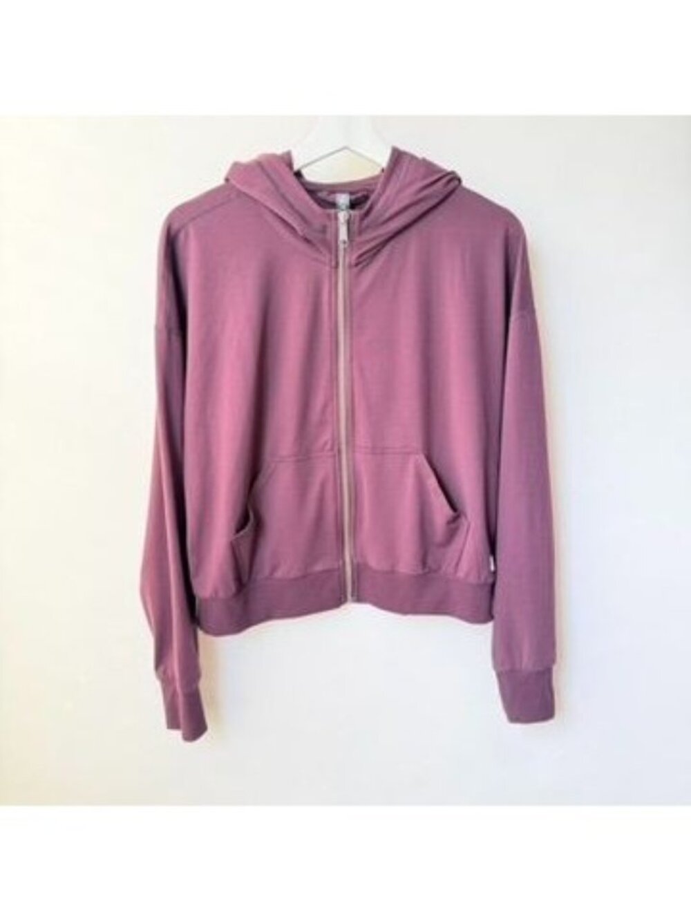 Vuori Halo Modern Full Zip Hoodie Womens Size S Mauve Purple DreamKnit E35